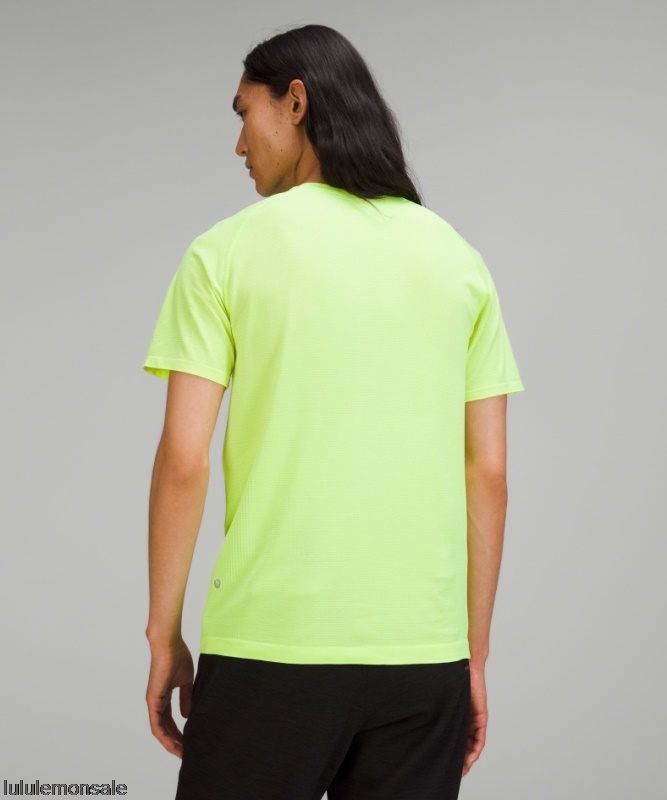 Lululemon Deutschland DELULU771 | Metal Vent Tech Kurzarmshirt 20 Electric Lemon